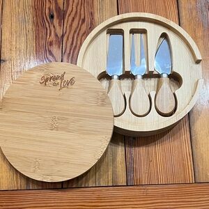 Bamboo Cheese Board with Knife Set